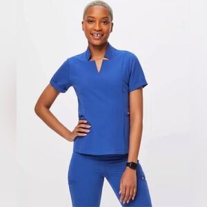 NWT Figs Inala Slim Scrub Top RBU